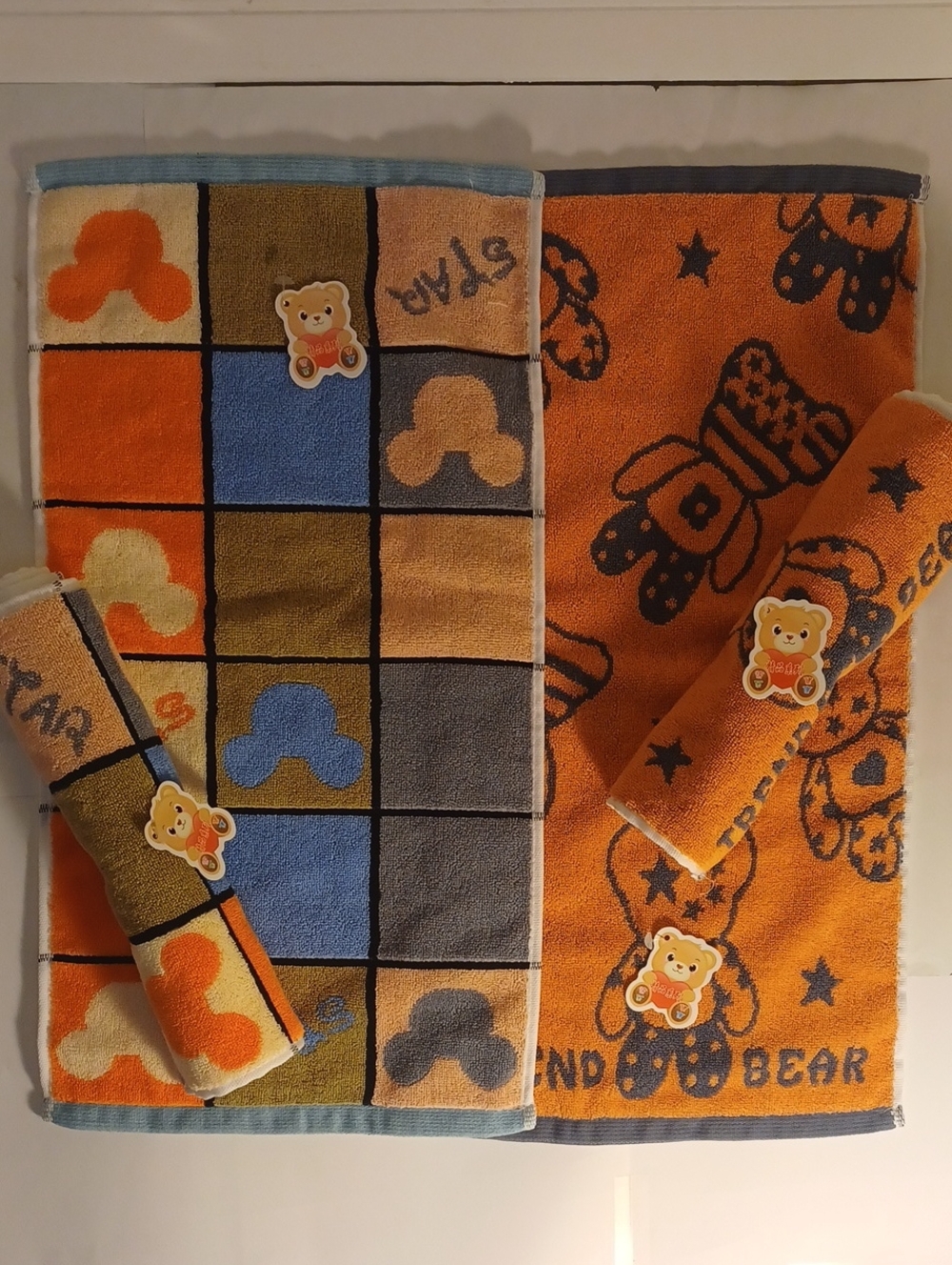 Set of 4 Cute Hand Towels